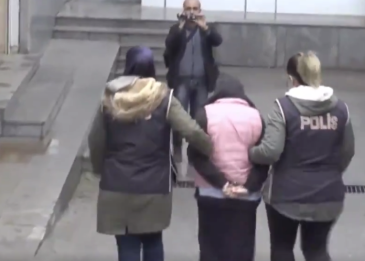 Turkey frees wanted ISIL suicide bomber before rearresting her