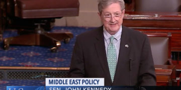 US senator: Kurds may turn to enemies of the US out of fear if Turkey attacks