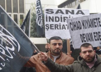 Erdoğan unleashed al-Qaeda in July 2016, awarded them veteran status