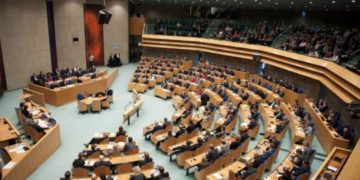 Dutch parliament hears how Erdoğan’s Turkey supports ISIL in Syria