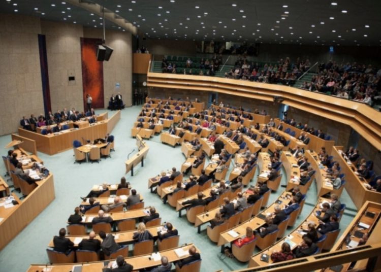 Dutch parliament hears how Erdoğan’s Turkey supports ISIL in Syria ...