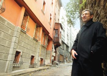 Turkish intelligence agency downplayed threats against Nobel laureate Orhan Pamuk
