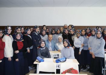 Turkish public school textbook portrays Arab states as lacking independence