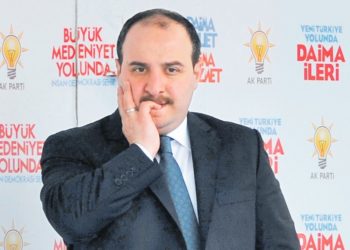 Turkish Airlines accused of violating security, immigration and labor laws abroad