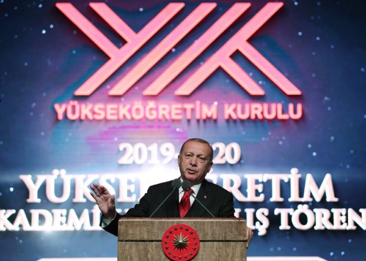 Turks deprived of the right to education abroad due to arbitrary travel bans