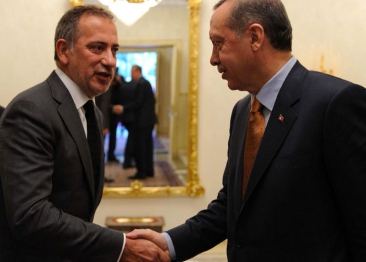 Secret wiretaps expose how Erdoğan had poll numbers manipulated before publication in a Turkish daily