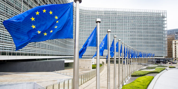 EU’s Turkey report underlines widespread corruption involving politicians
