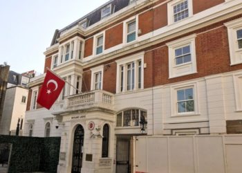 Pandemic failed to prevent Turkish diplomats in London from profiling deceased Erdoğan critic and his family
