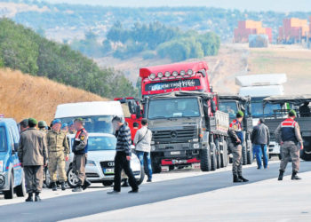 Top forensic expert jailed for identifying weapons sent to jihadists by Turkey’s intel agency