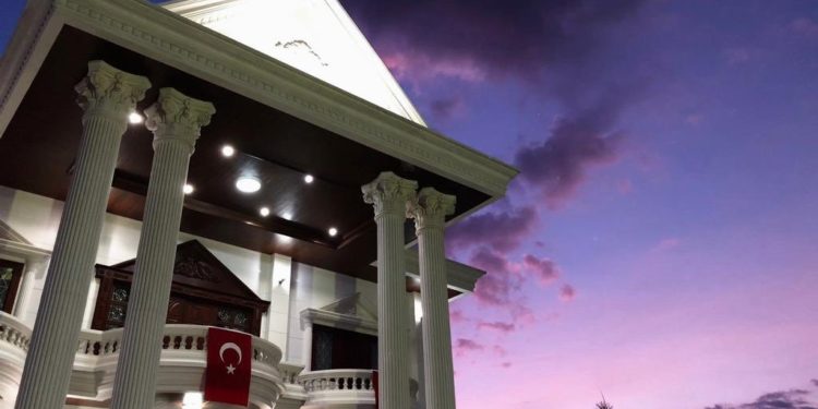 Turkish diplomats spied on Erdoğan critics in Laos