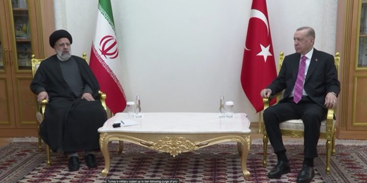 Turkey helped Iran deliver weapons to Islamists in Libya