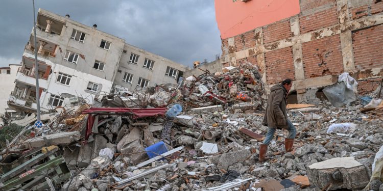 Erdoğan’s paramilitary unit SADAT peddles conspiracies amid quake, NATO expansion
