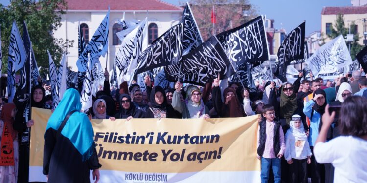 Caliphate advocate Hizb ut-Tahrir escalates anti-Israel protests, calls for armed intervention in Gaza