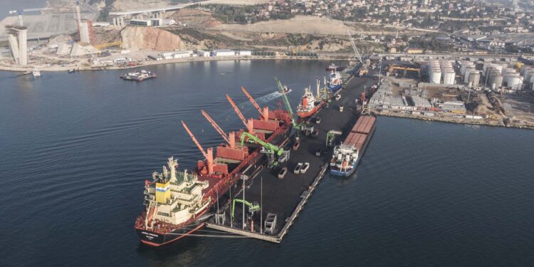 Smuggled oil from Libya sold on domestic market in Turkey