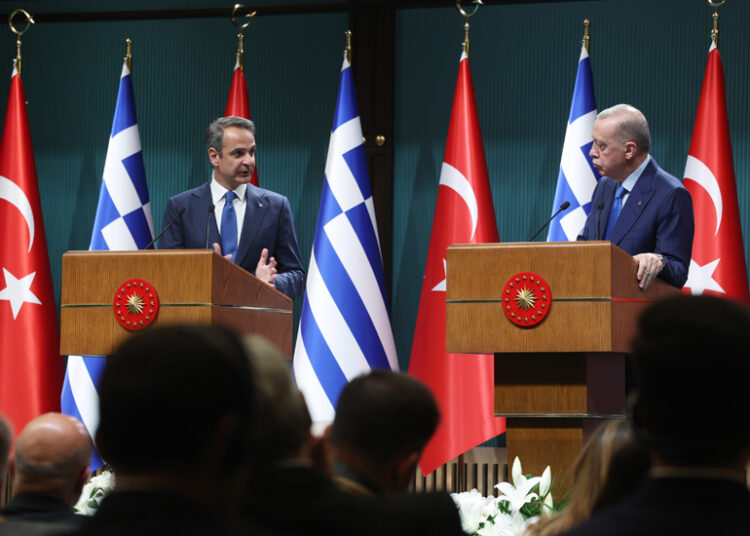 Erdogan utilizes Hamas to repair his image marred by trade relations with Israel