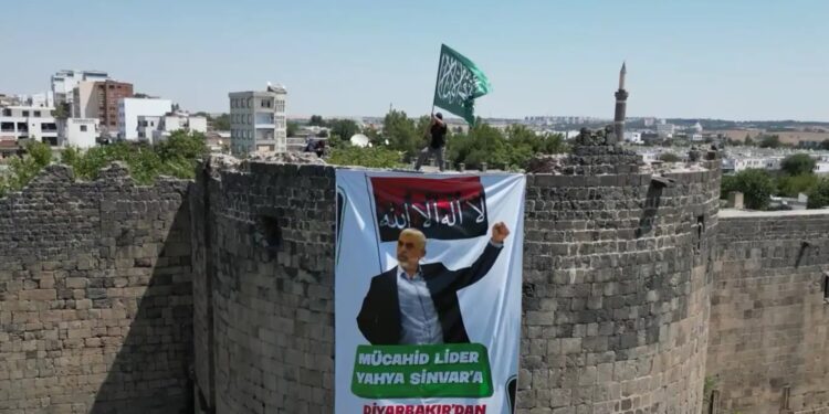 Turkey secured release of new Hamas leader Yahya Sinwar from Israeli prison in 2011