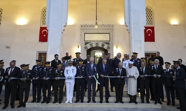 Erdogan continues Islamization of the army despite still-hopeful secularists