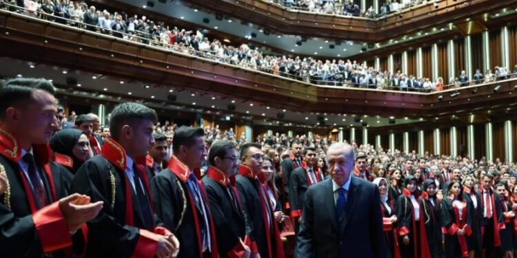 Dutch report exposes how judges and prosecutors under Erdogan’s control target opponents