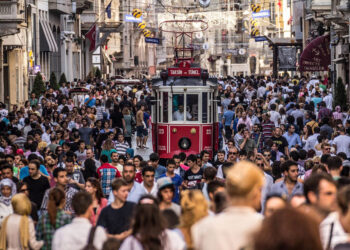 Secret report reveals Turkish police and intelligence have unrestricted access to citizens’ private data