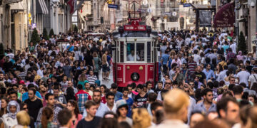 Secret report reveals Turkish police and intelligence have unrestricted access to citizens’ private data
