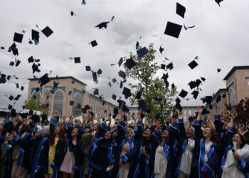 Turkish government urged to give intelligence training to state-funded students abroad