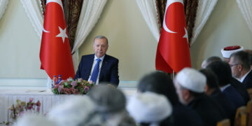 Erdogan continues to support Brotherhood ties to shape his image among Muslims