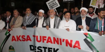 Erdogan ally backs Iran, spotlighting role of Hizbullah-linked movement in Turkey’s ruling bloc