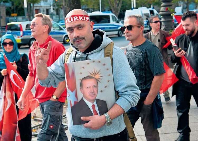 EP targets Erdogan allies in Europe, criticizing Turkey’s overseas crackdowns and state media propaganda reach