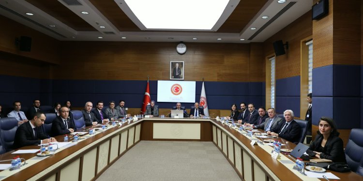 Turkish opposition lawmakers admit blaming Greece and Cyprus while withholding criticism of Erdogan abroad